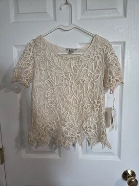 Vintage Silk Cream Floral Lace Short Sleeve Top